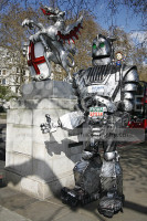 Lloyd Scott 9ft Monster London Marathon 2008