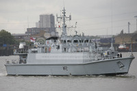 HMS Shoreham Minehunter Sandown Class