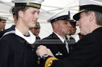 HNLMS Bruinvis Crew awarded NATO Africa Medal