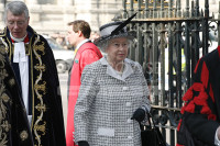H M The Queen arrives at Westminster Abbey