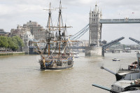 Swedish Ship Gotheborg arrives in London