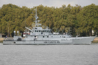 Valiant HM CUSTOMS Ship