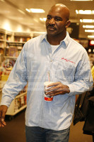 Evander Holyfield  4 X World Heavyweight Boxing Champion